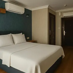 ** Hotel Red Turkey